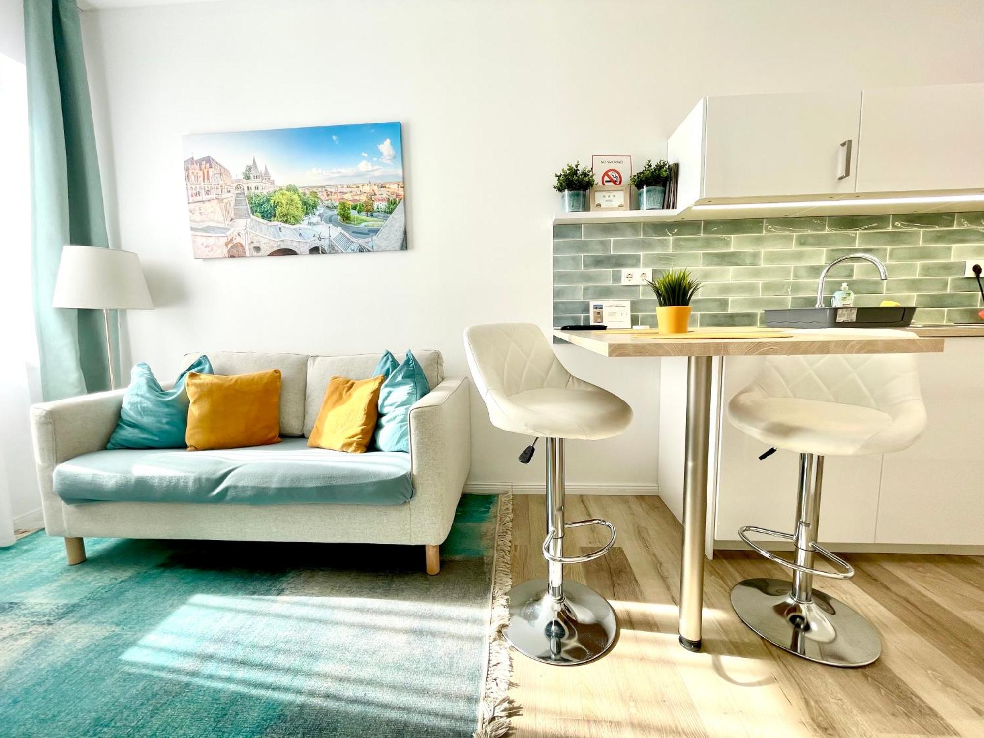 Margaret Apartment Next To The Lukacs Spa With Panorama Danube Будапеща Екстериор снимка