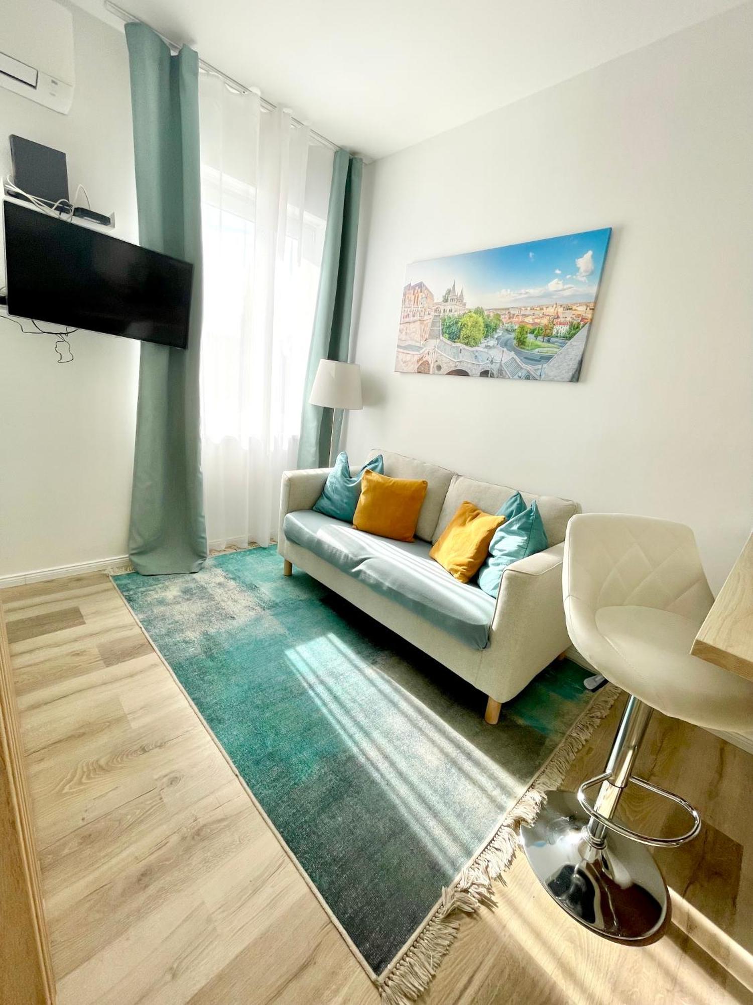 Margaret Apartment Next To The Lukacs Spa With Panorama Danube Будапеща Екстериор снимка